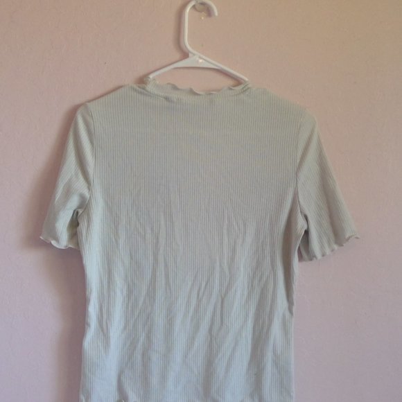 NWOT Boutique ribbed tee - Picture 5 of 5